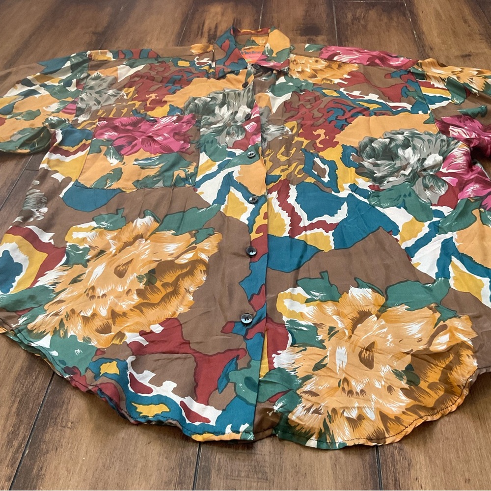 Vintage Protest Juniors Silk Shirt | Large colorful silky soft button down - Picture 2 of 8